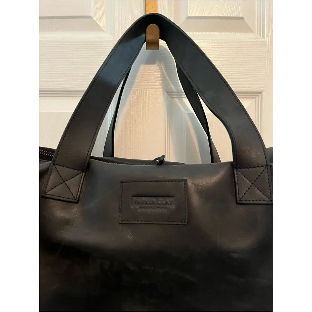 🖤 Parker Clay Black Leather Barrel Duffel Bag